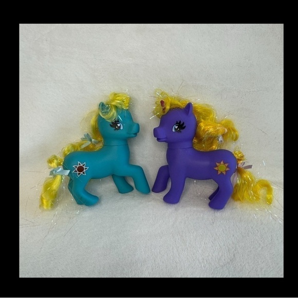Gi-Go Wonder Pony Land lot of 2 ponies - Picture 1 of 2